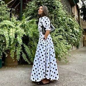 Essential Antwerp - Elegant Polka Dot Dress